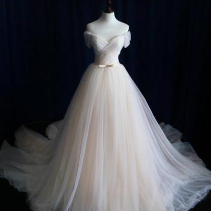 Off The Shoulder A-line White Tulle Wedding Dress..