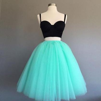 2 Pieces Tulle Homecoming Dress Spaghetti Straps..