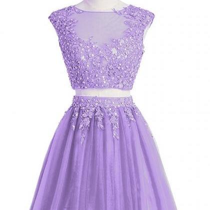2 Pieces Above Knee Mini Tulle Homecoming Dress..