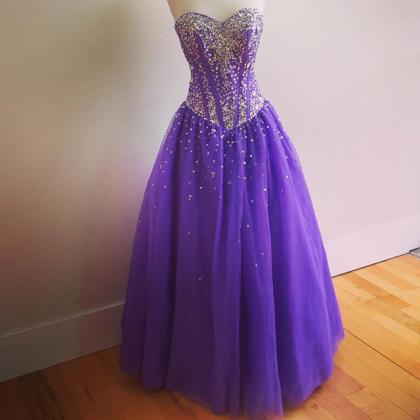 Sweetheart Neck Long Tulle Prom Dresses Crystals..