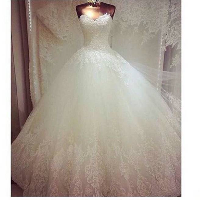 Strapless Ball Gown Tulle Wedding Dress Lace Appliques Women Bridal Gowns