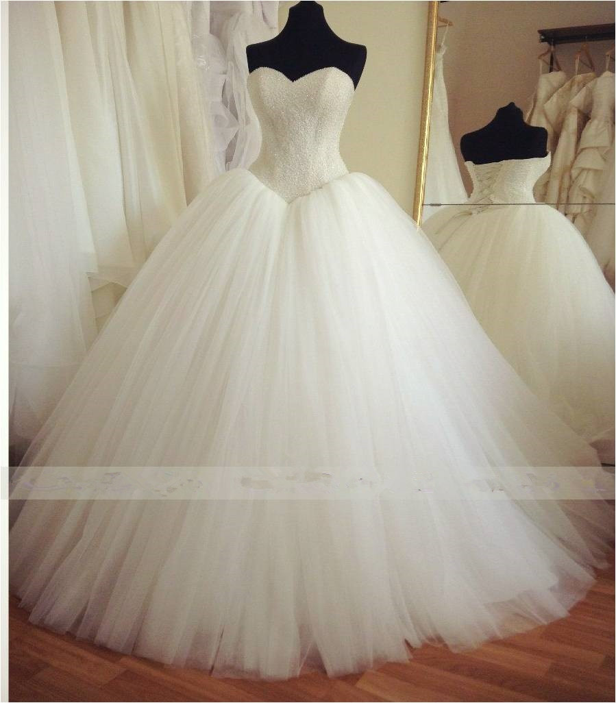 Ball Gown White Tulle Wedding Dress Strapless Lace-up Womrn Bridal Gowns