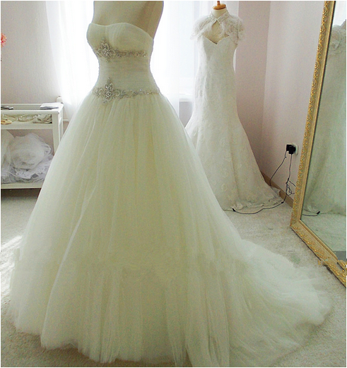 Strapless A-line Tulle Wedding Dress Pleated Floor Length Crystals Bridal Gowns