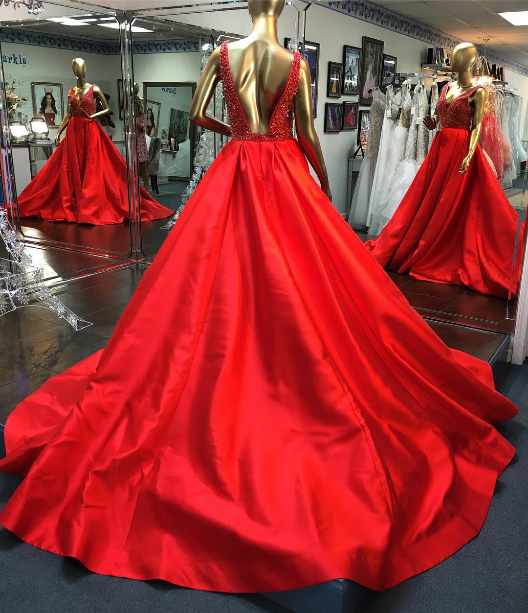 Open Back Ball Gown Satin Red Prom Dress V Neck Women Evening Dress 2019