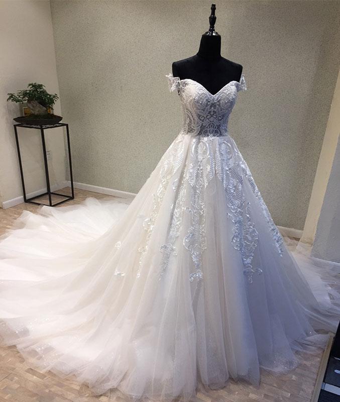 Off The Shoulder A-line Tulle Wedding Dress Lace Appliques Women Bridal Gowns